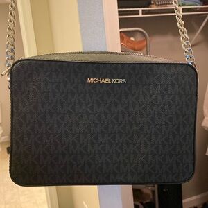 BLACK Michael Kors Crossbody Purse